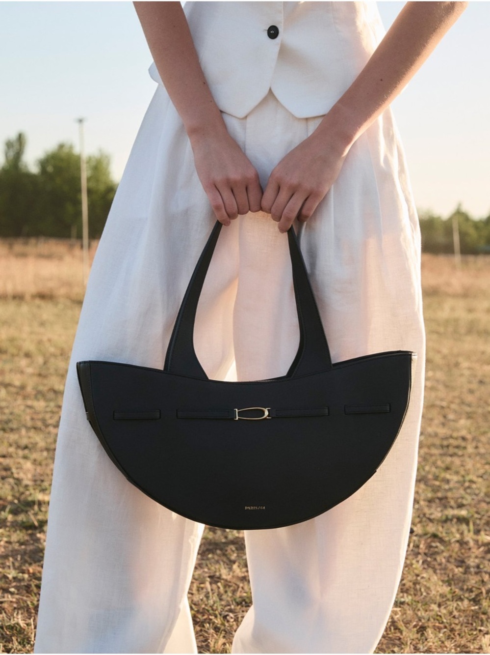 PARIS/64 GALOPE BLACK BAG
